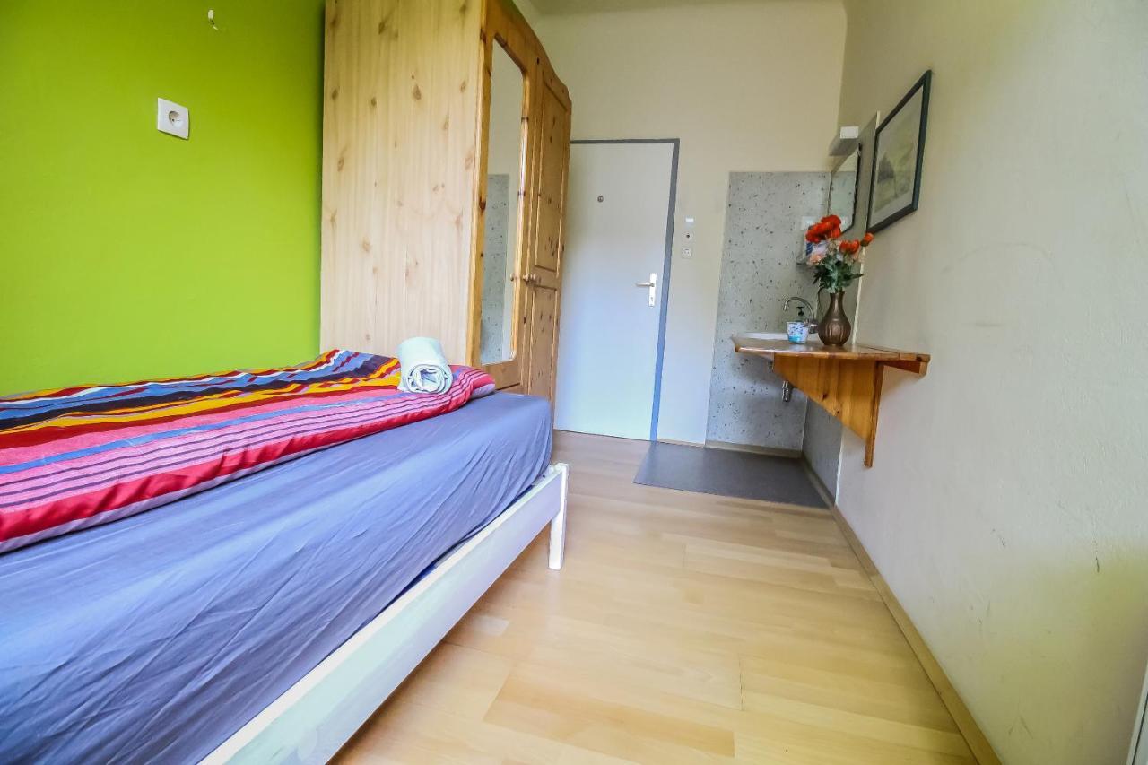 Economic Sb Apartment Bécs Kültér fotó